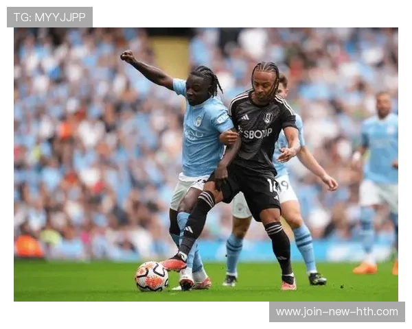 曼联社媒策略引爆争议：太会玩还是太浮夸？