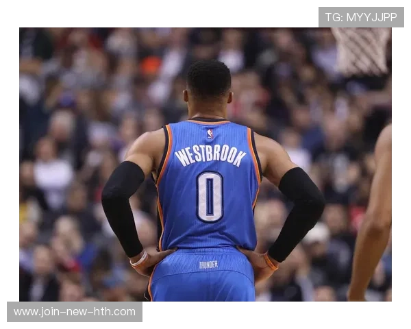 NBA威少对抗训练火力依旧,重燃赛场激情再攀高峰